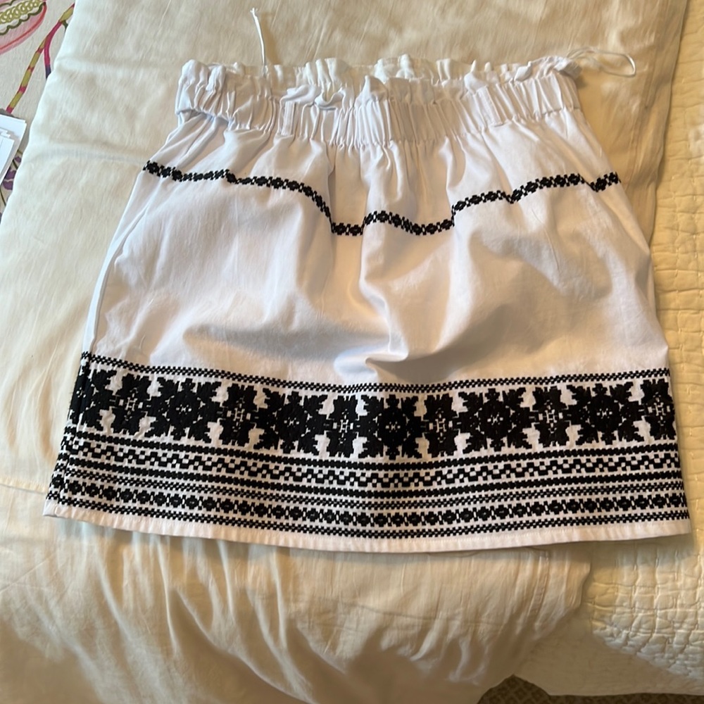 J.Marie White Mini Skirt with Black additions
